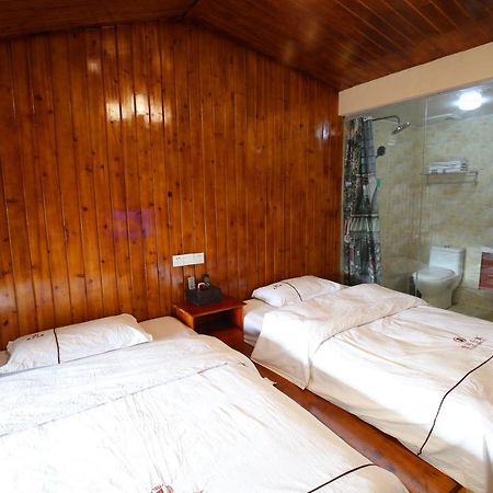 Fenghuang 1St Apartment Exterior photo