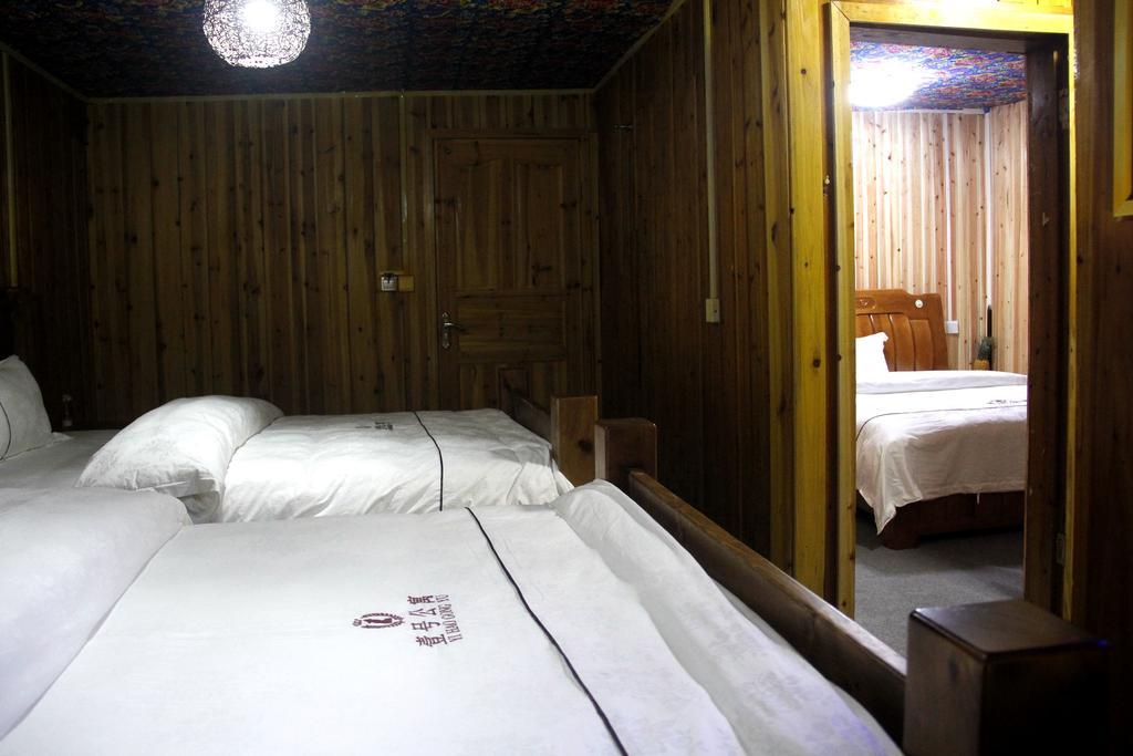 Fenghuang 1St Apartment Exterior photo