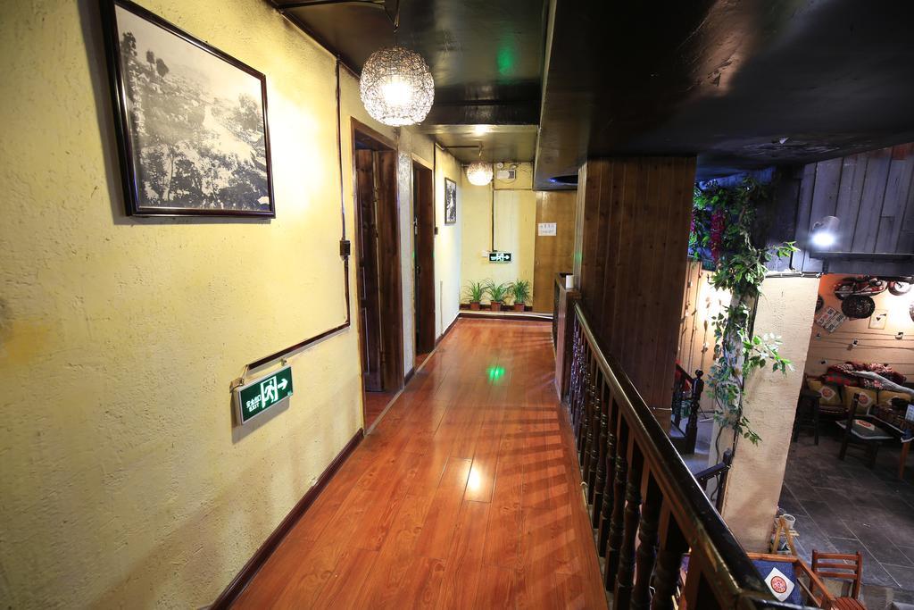 Fenghuang 1St Apartment Exterior photo