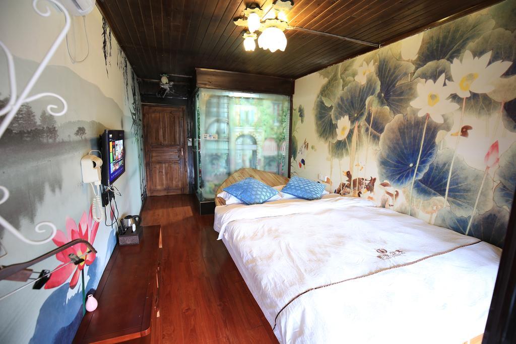 Fenghuang 1St Apartment Exterior photo