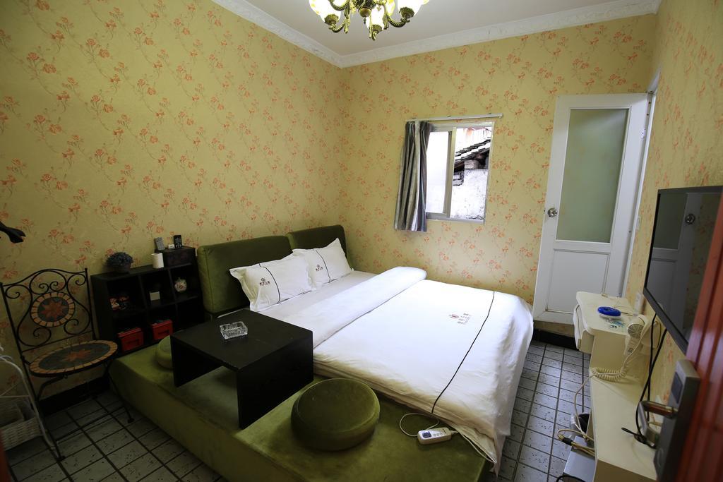 Fenghuang 1St Apartment Exterior photo