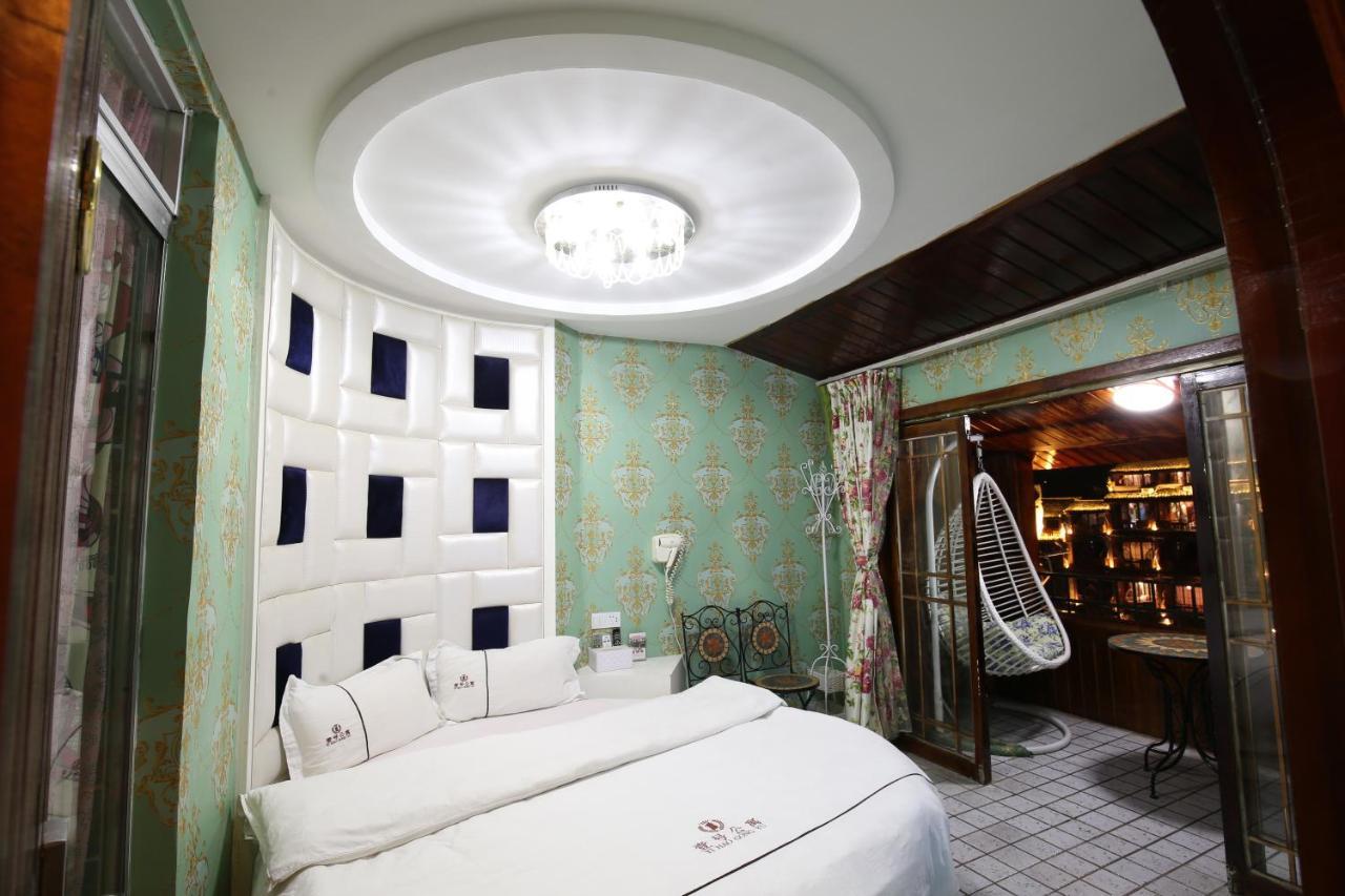 Fenghuang 1St Apartment Exterior photo