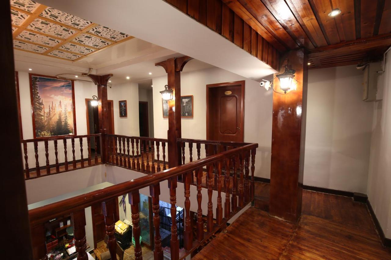 Fenghuang 1St Apartment Exterior photo