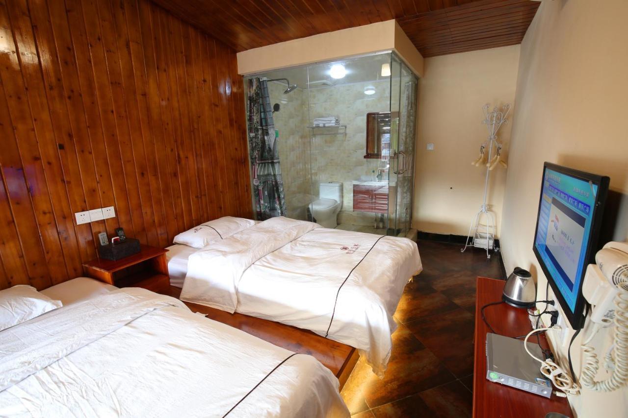 Fenghuang 1St Apartment Exterior photo
