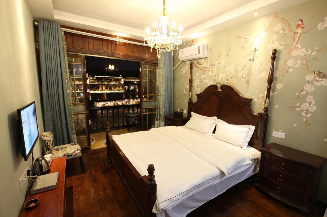 Fenghuang 1St Apartment Exterior photo